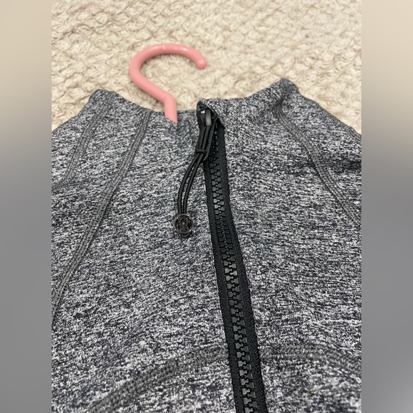 LULULEMON - Define Jacket - Picture 3 of 3